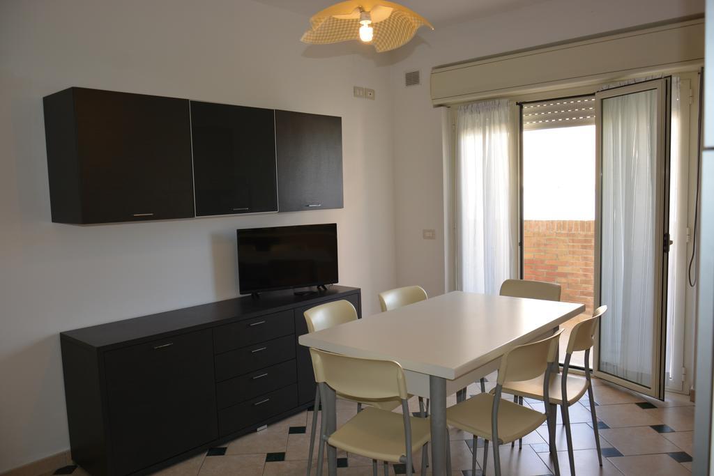 Stella Marina Apartment Alba Adriatica Exterior photo